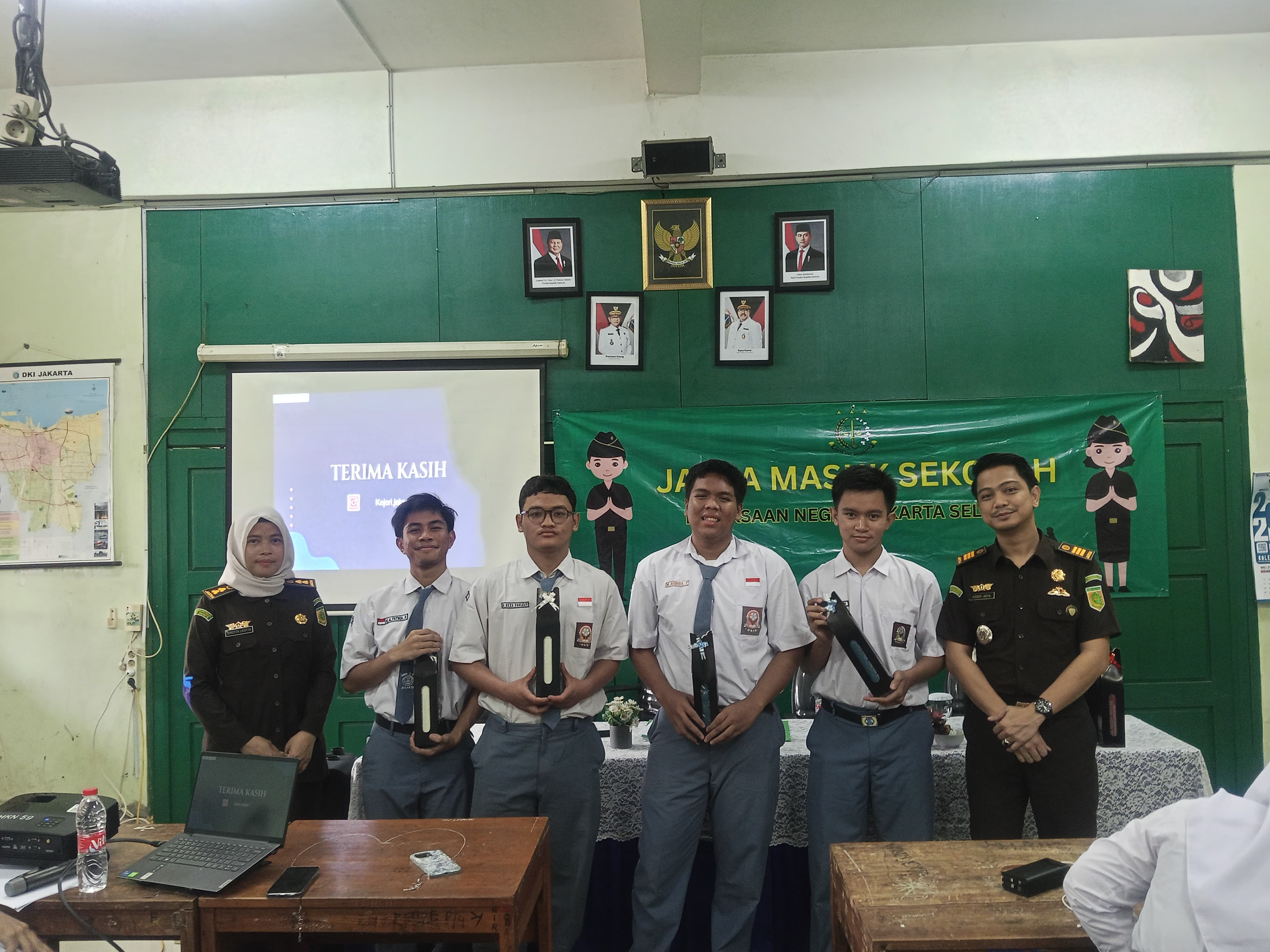 Gedung Sekolah SMK 15 NEGERI BALIKPAPAN